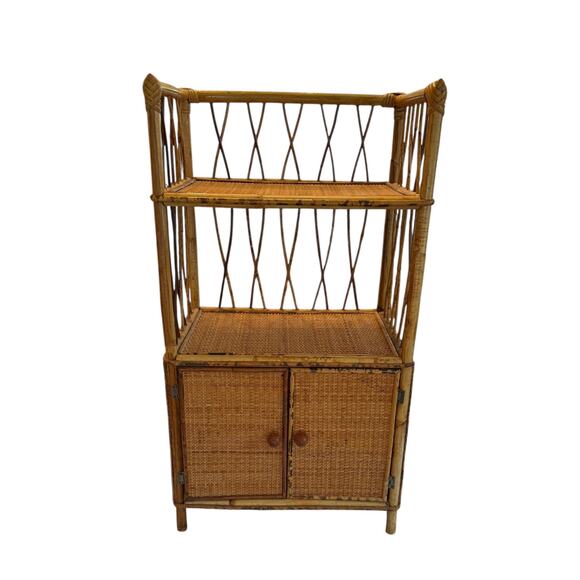 Mid 20th Century Vintage 30” Tall Bamboo Rattan Shelves Bookcase Cabinet Etagere - Picture 12 of 16